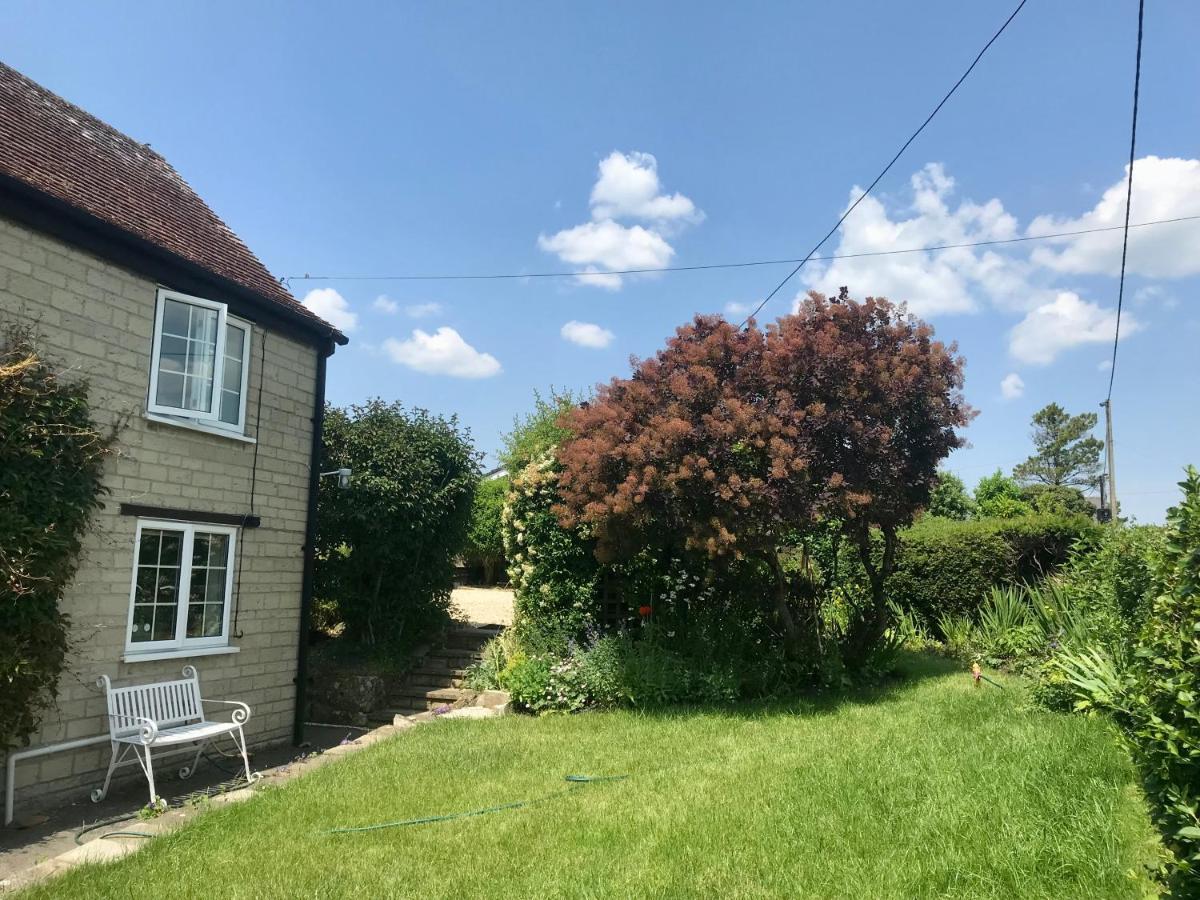 Charming Modernized Country Cottage Near Mere, Wiltshire Mere  Exterior foto